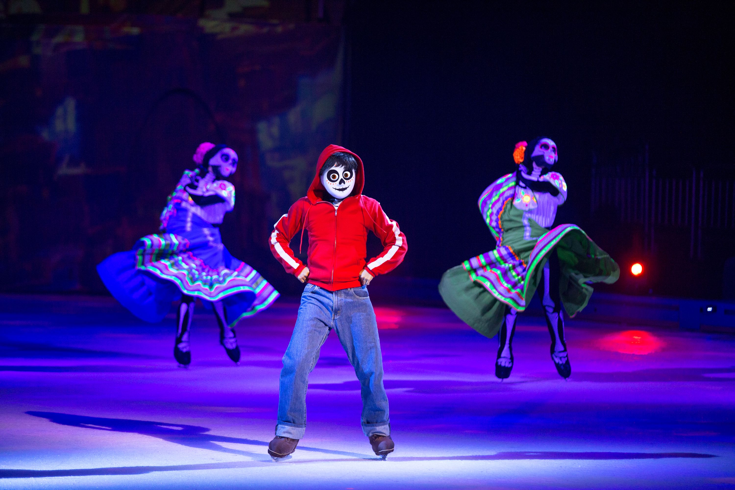 Disney on Ice Returns to Oakland Feb. 2327, 40th Anniversary of Disney on Ice at Oakland Arena
