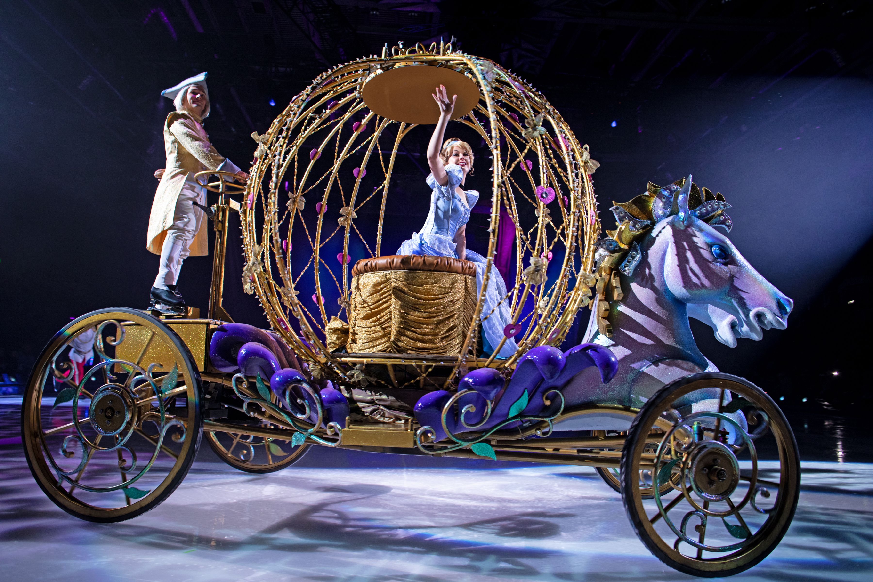 Disney on Ice Returns to Oakland Feb. 2327, 40th Anniversary of Disney