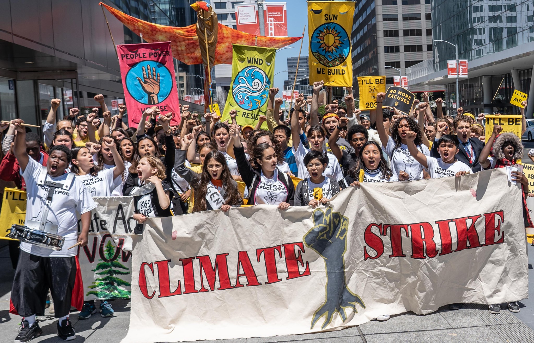 Bay Area Youth Led Climate Strike At San Francisco Federal Building In ...