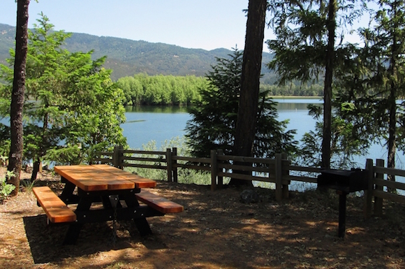 lakepillsburybench